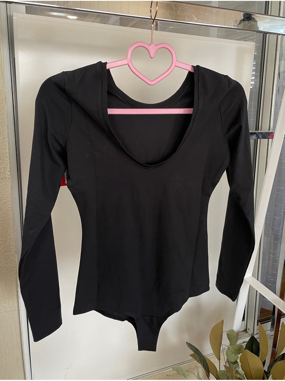 SPANX Black Long Sleeve Shaping Bodysuit NWT Size S Minimalist Quiet Luxury - Picture 4 of 7
